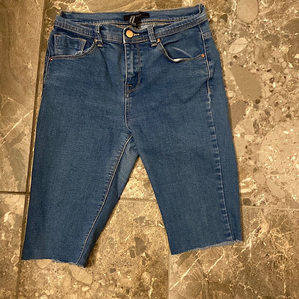 Capri Jeans